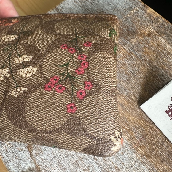 Coach Wildflowers Print Wristlet - Picture 9 of 11